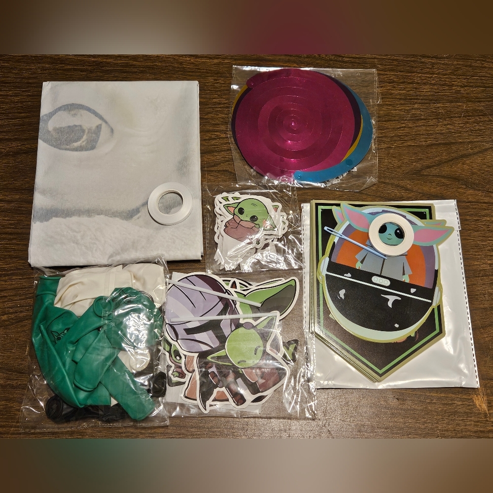 New in the bag Baby Yoda birthday decoration pack
